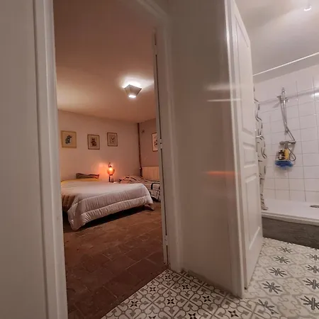 Maison Entiere Holiday home Mezieres-sur-Ponthouin