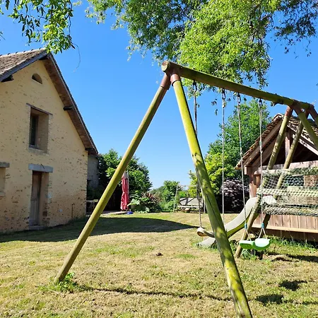 Ferienhaus Maison Entiere Mezieres-sur-Ponthouin